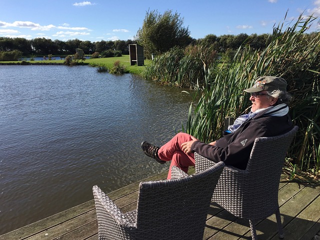 经济发展注 经济发展注