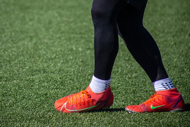 何挑戰歐洲 何挑戰歐洲